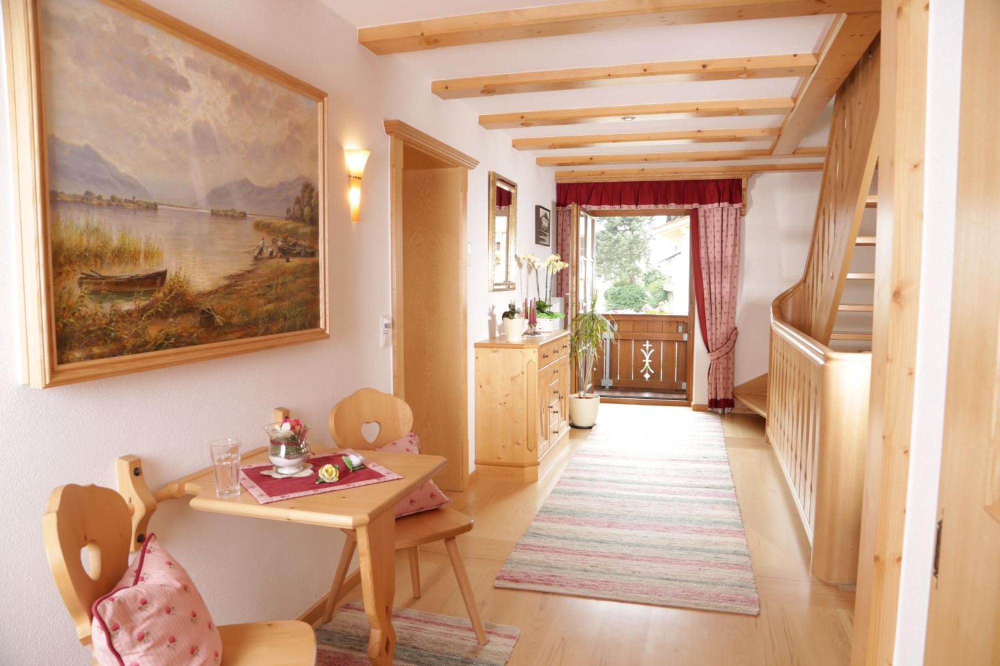Lindlweberhof Hotel Rosenheim Bagian luar foto